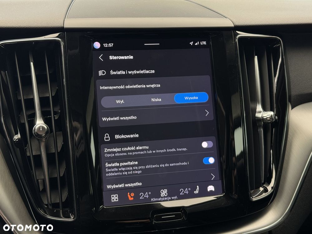 Volvo XC 60 B4 B Momentum Pro - 36