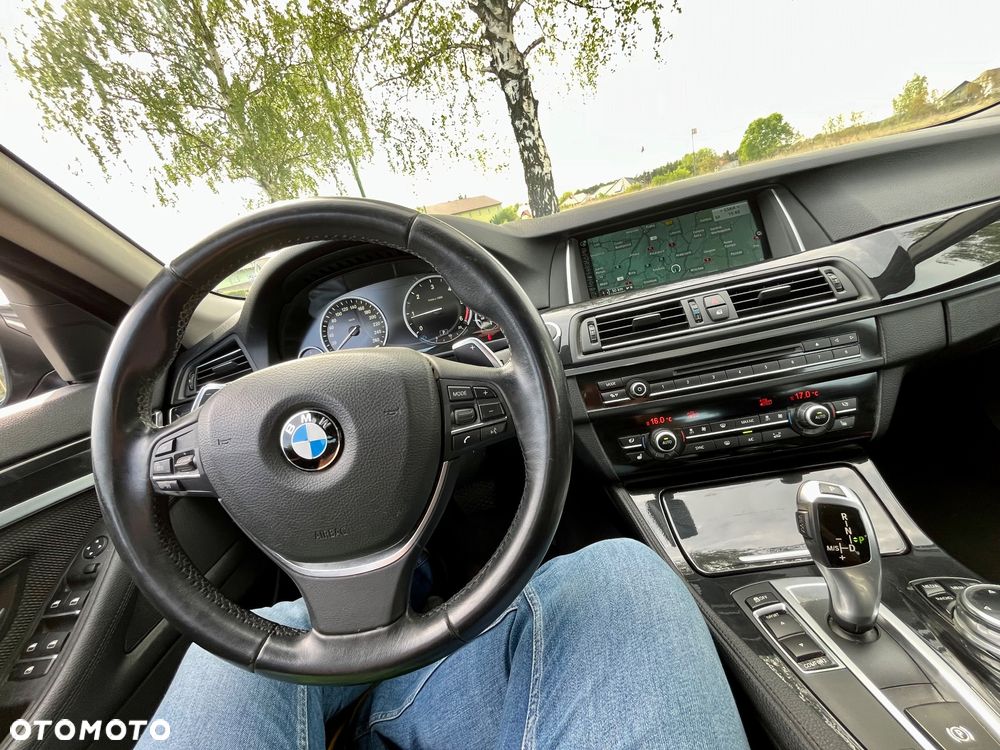 BMW Seria 5 520d Luxury Line - 10