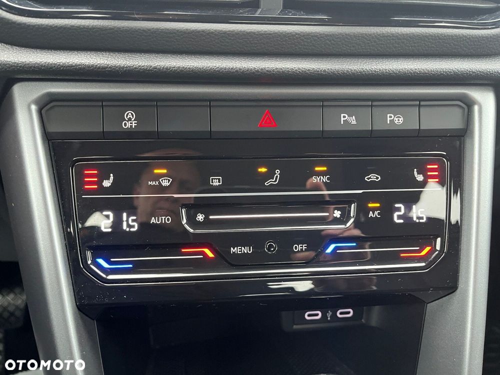 Volkswagen T-Roc - 26