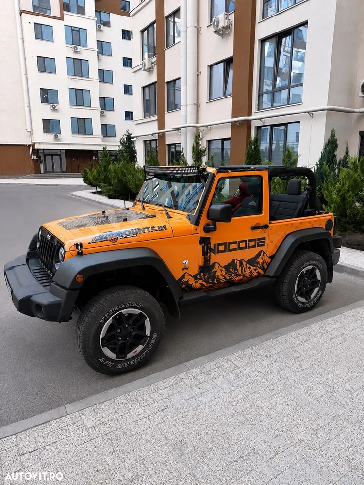 Jeep Wrangler - 9