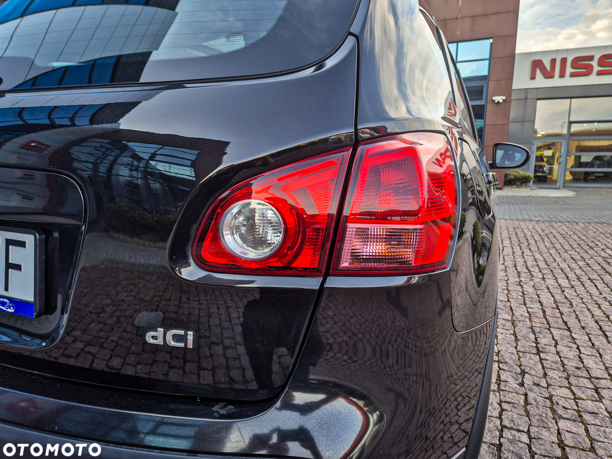 Nissan Qashqai 1.5 dCi N-CONNECTA - 9