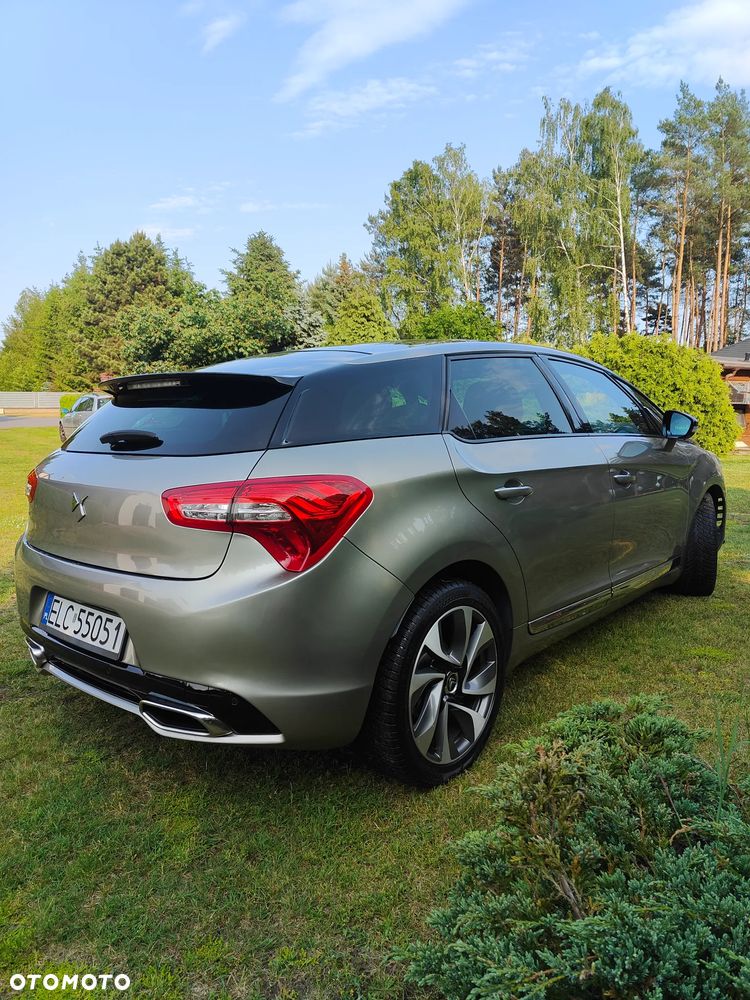 Citroën DS5 HDi 165 SoChic - 4