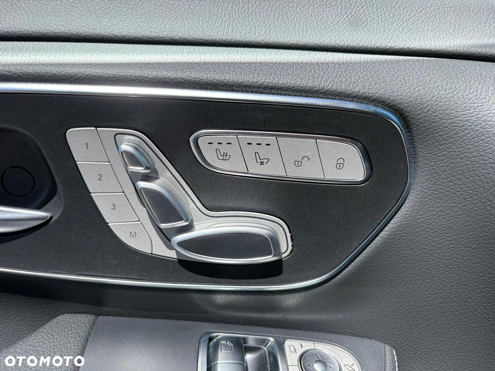 Mercedes-Benz Klasa V 300 d 4-Matic 9G-Tronic Avantgarde (d³ugi) - 14
