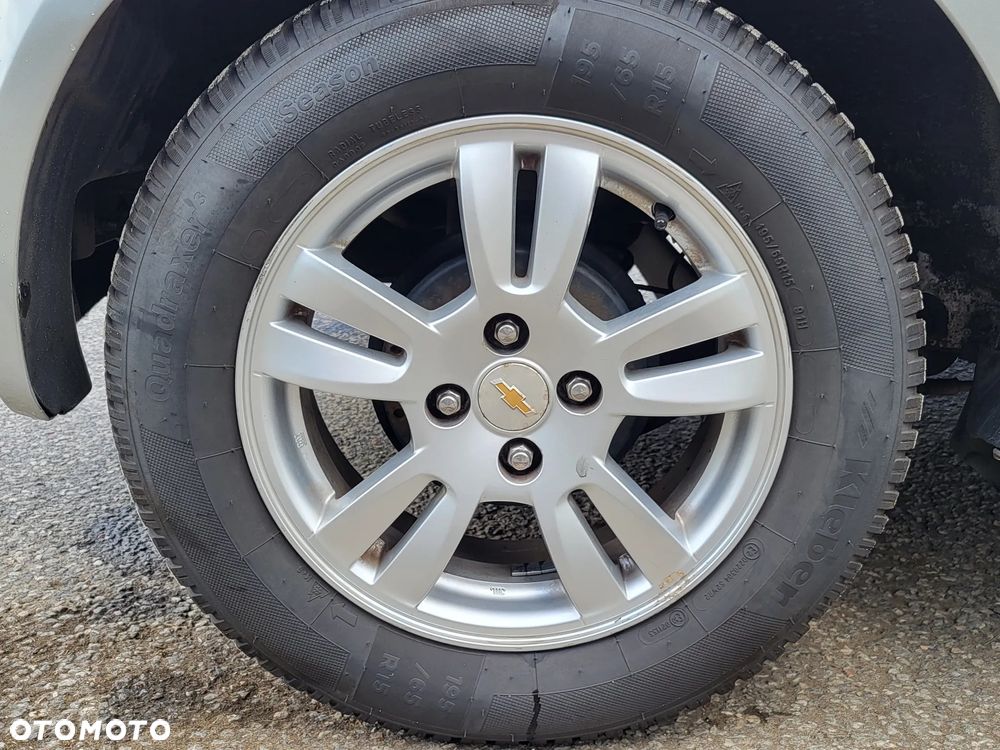 Chevrolet Aveo 1.4 LT - 17