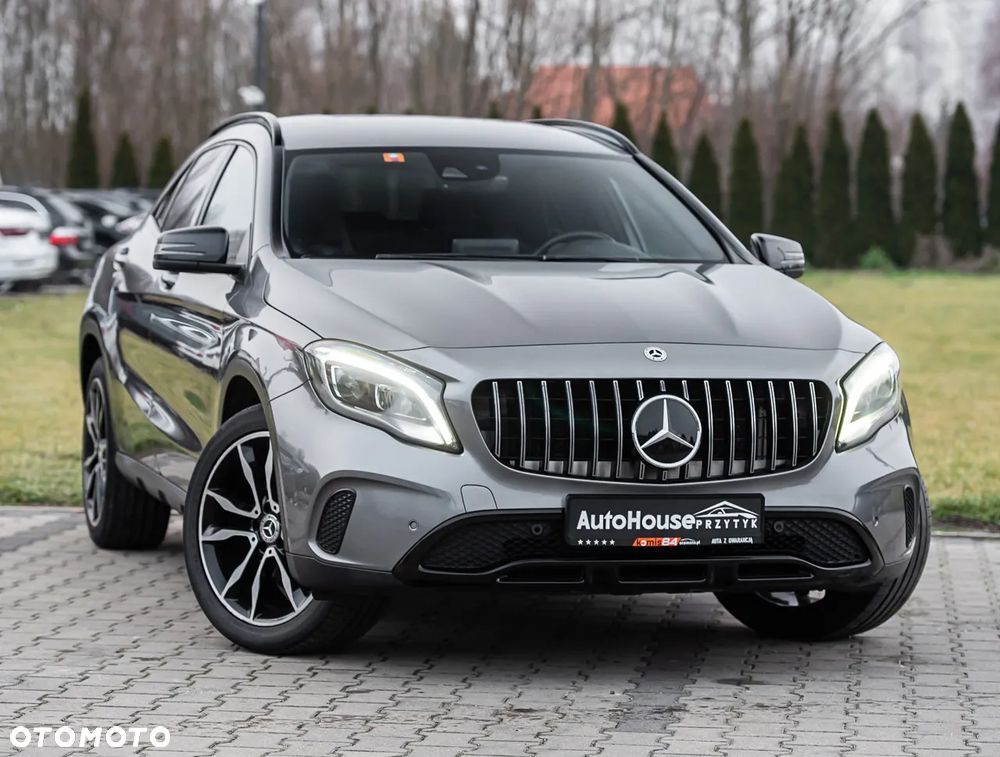 Mercedes-Benz GLA 200 7G-DCT Edition 1 - 1