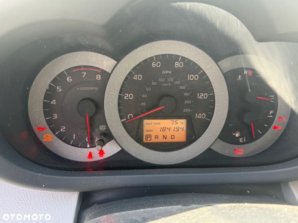 Toyota RAV4 - 2