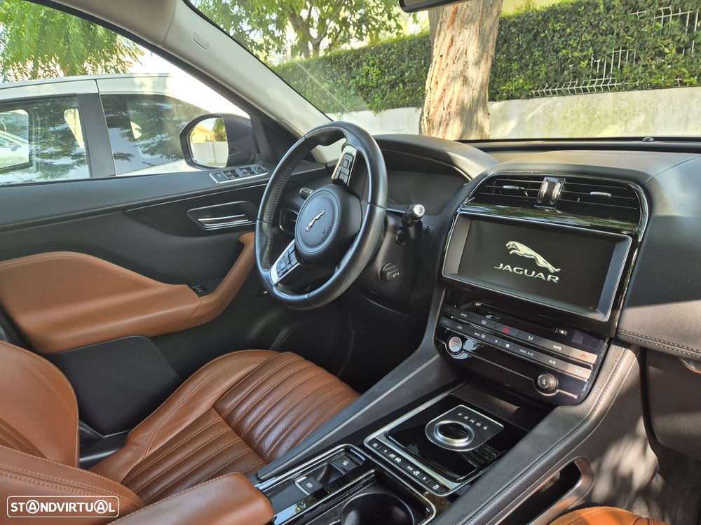 Jaguar F-Pace 2.0 i4D Prestige Aut. - 7