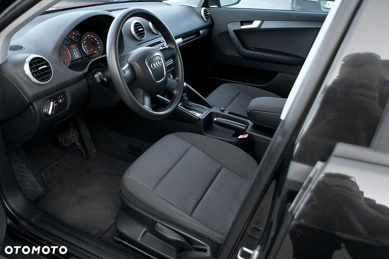 Audi A3 Sportback - 7