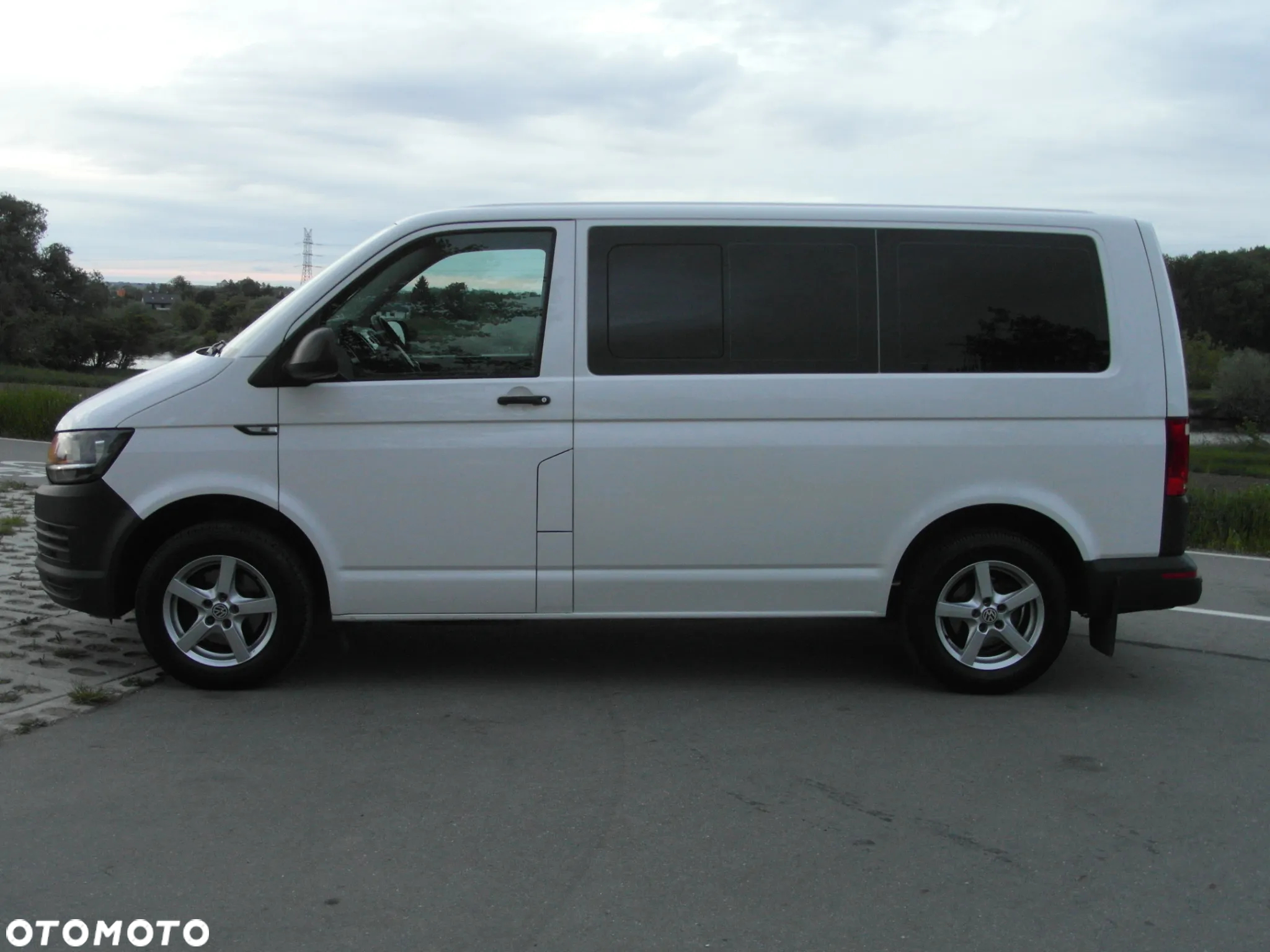 Volkswagen Transporter T6 TDI L1H1 - 3