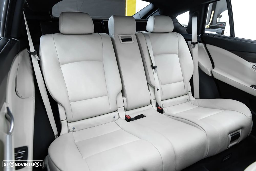 BMW 535 Gran Turismo - 31