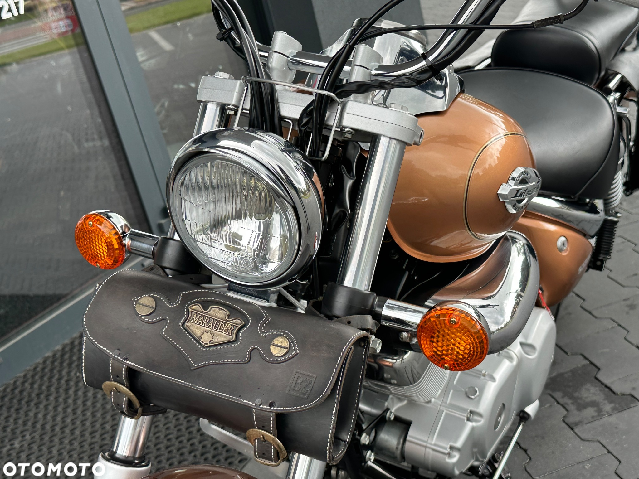 Suzuki Intruder - 39