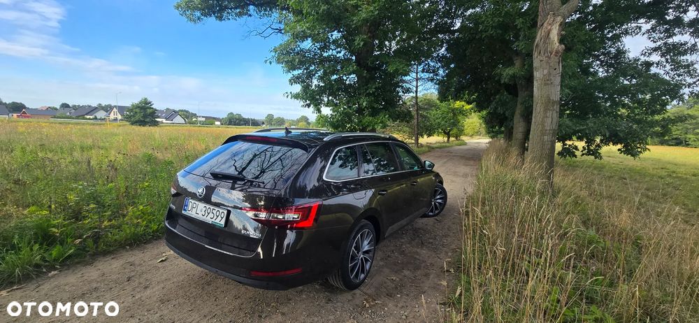 Skoda Superb 2.0 TDI L&K DSG - 35
