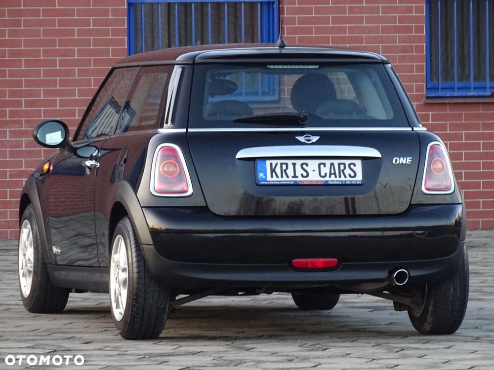 MINI ONE Standard - 5