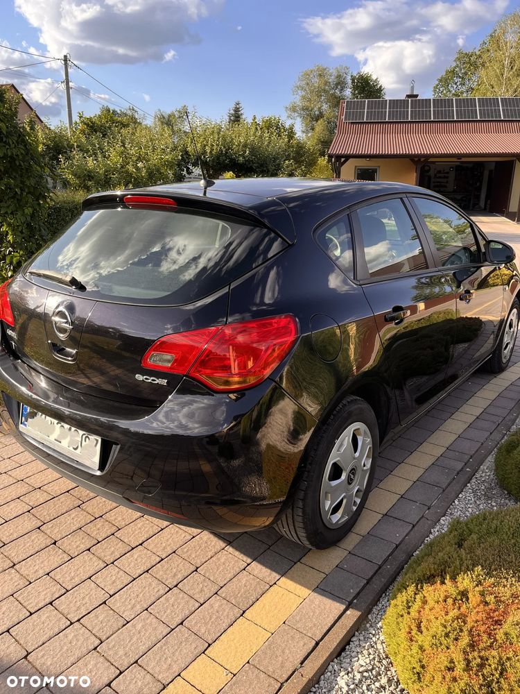Opel Astra 1.4 Essentia - 7