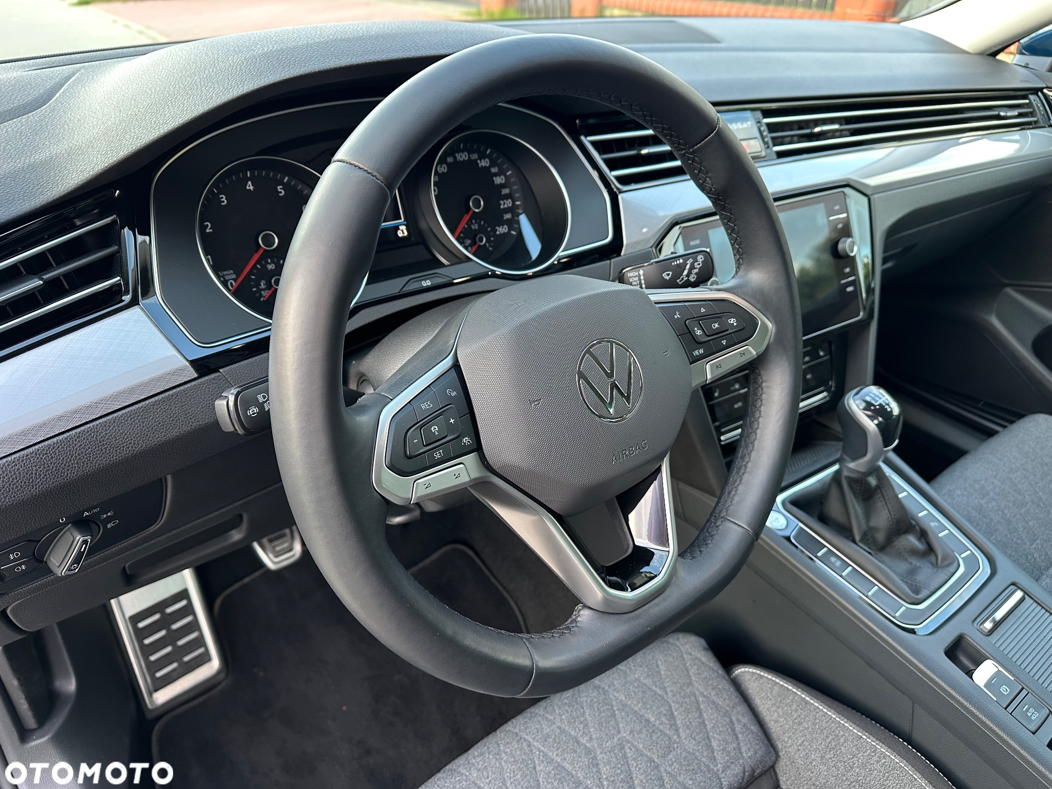 Volkswagen Passat 1.5 TSI EVO Business - 13