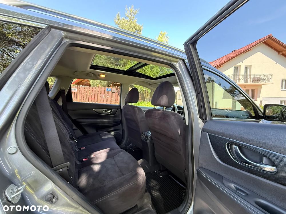 Nissan X-Trail 1.6 DCi N-Connecta 4WD EU6 - 32