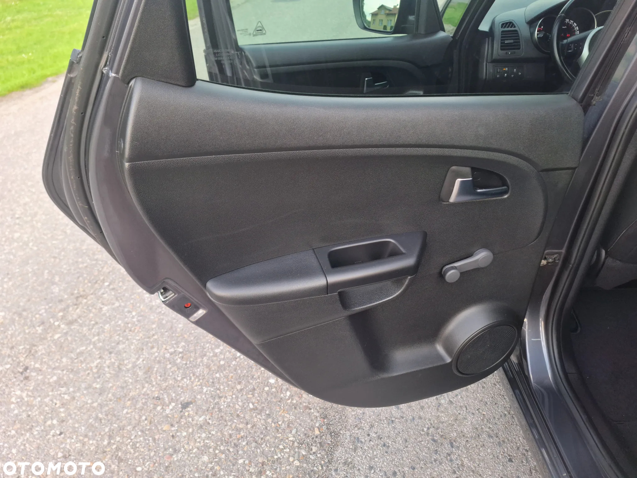 Kia Venga 1.4 CRDi 90 Business Line - 20