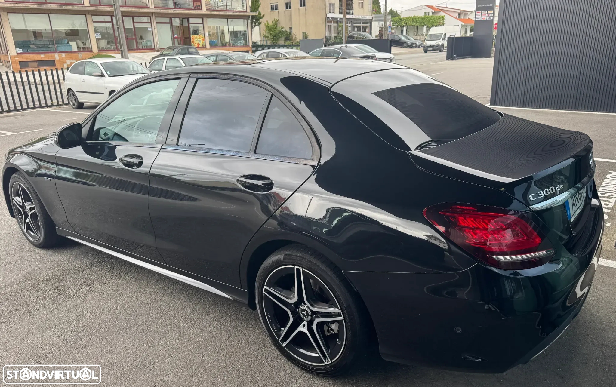 Mercedes-Benz C 300 de AMG Line - 4