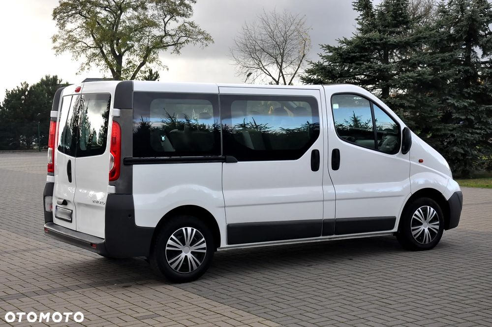 Opel Vivaro L1H1 2.7t - 15