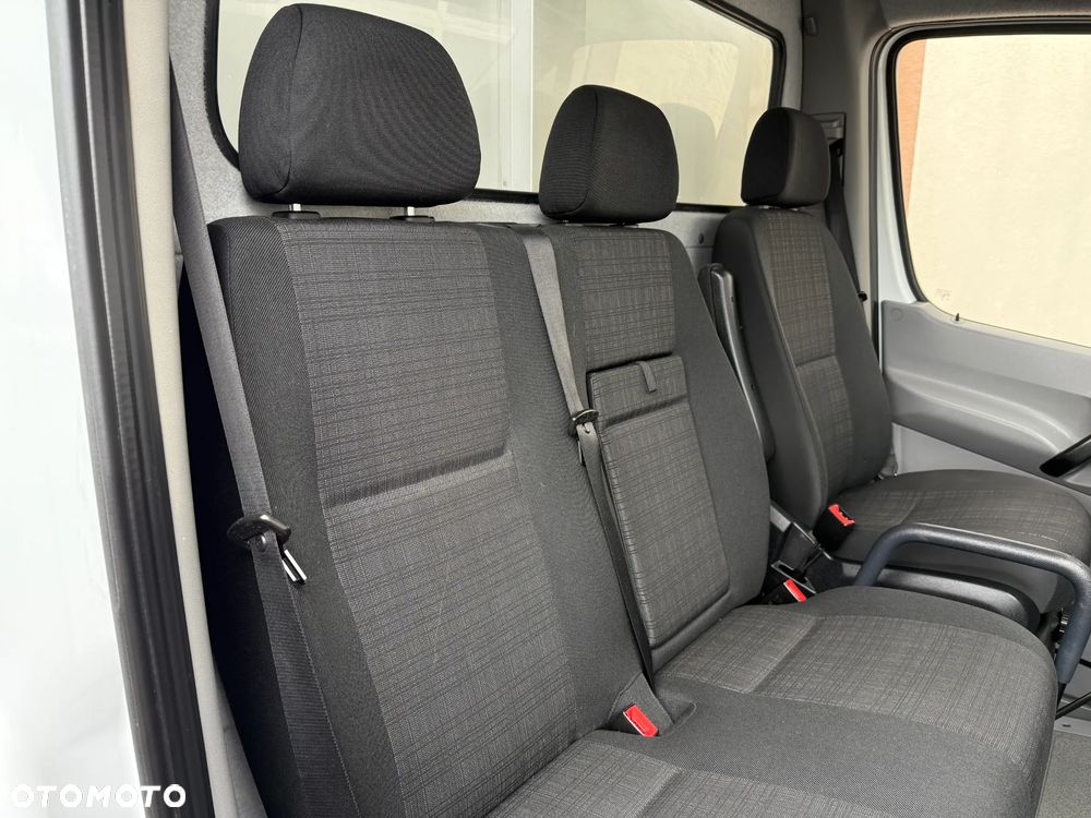 Mercedes-Benz Sprinter 319 Chłodnia Mroźnia Winda - 33