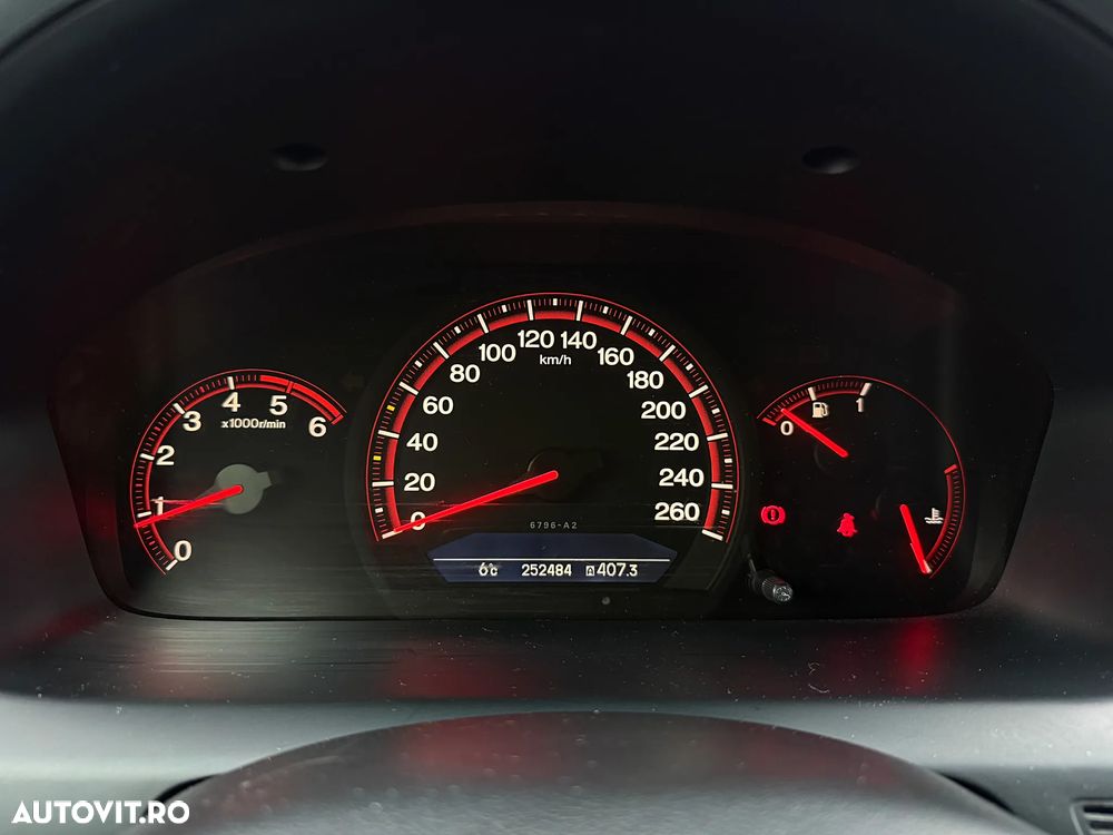 Honda Accord 2.2i-CTDi 4 Door Executive - 11