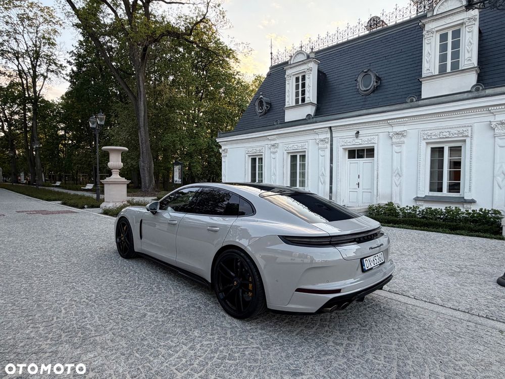 Porsche Panamera - 24