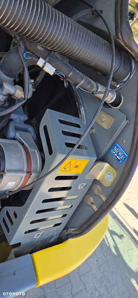 Kramer <<Kramer 480, 2014R, łyżka+widły, pływające ramię, z Niemiec>> - 11