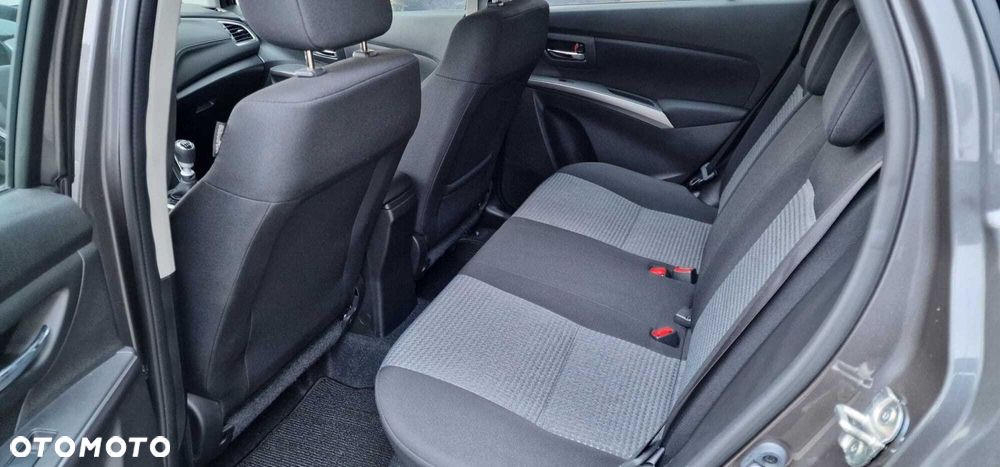 Suzuki SX4 S-Cross - 19