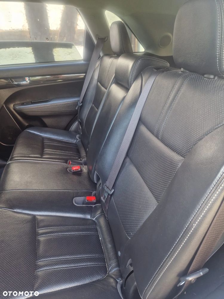 Kia Sorento - 8
