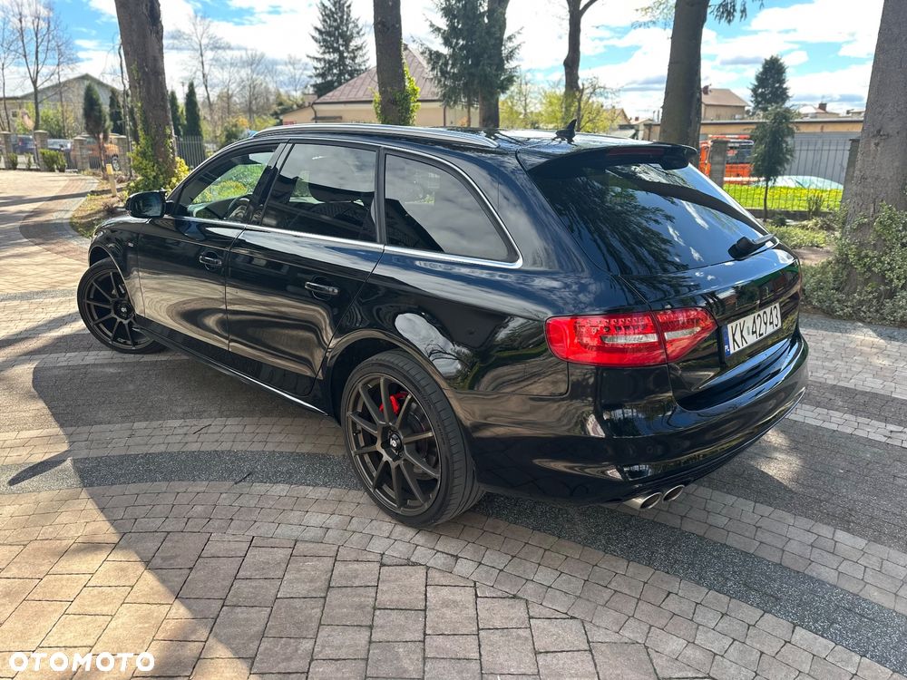 Audi A4 Avant 2.0 TDI DPF clean diesel multitronic S line Sportpaket - 4