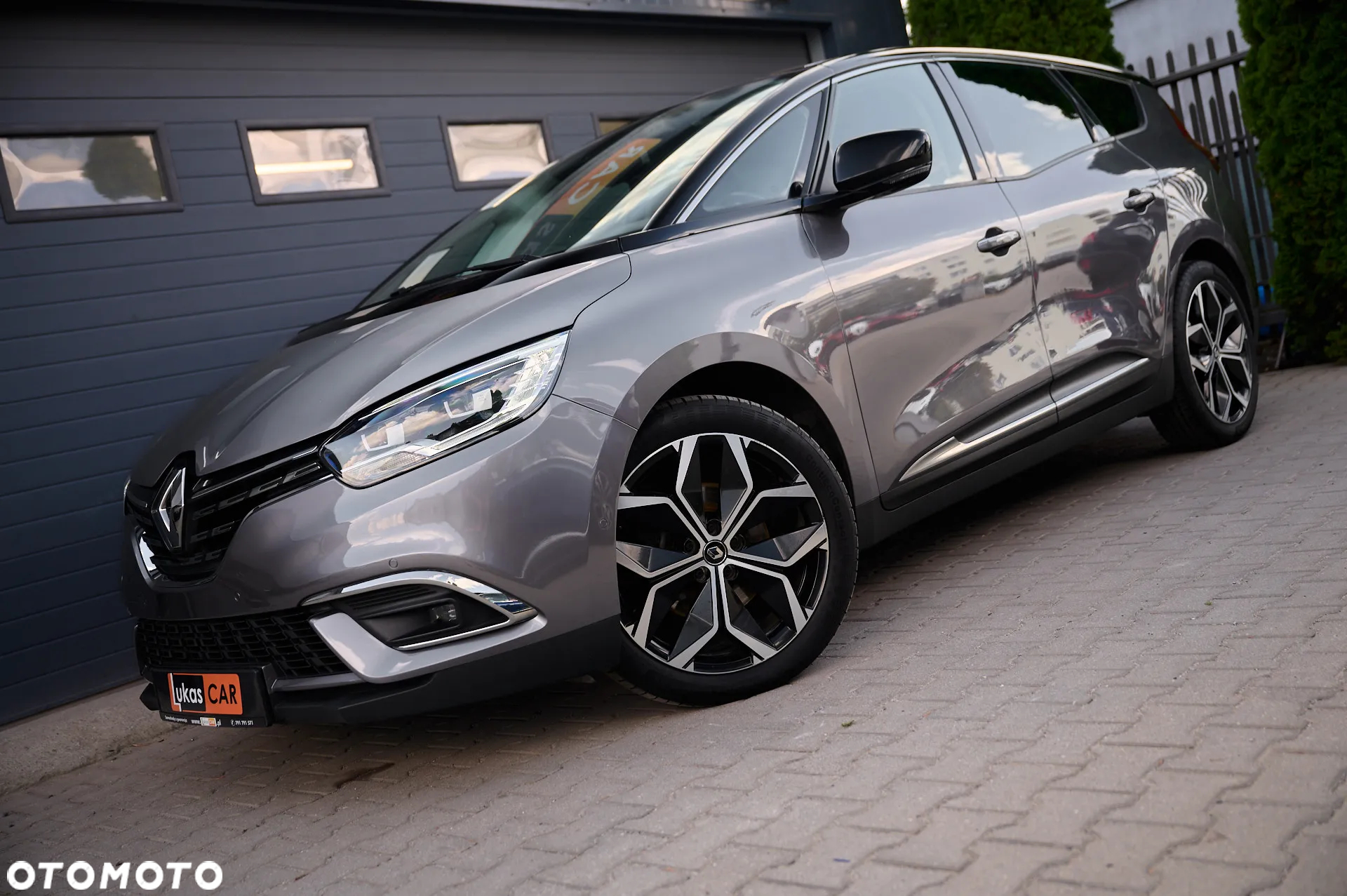 Renault Grand Scenic Gr 1.7 Blue dCi Intens EDC - 4