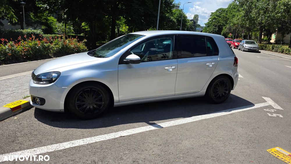 Volkswagen Golf 2.0 TDI Highline - 4