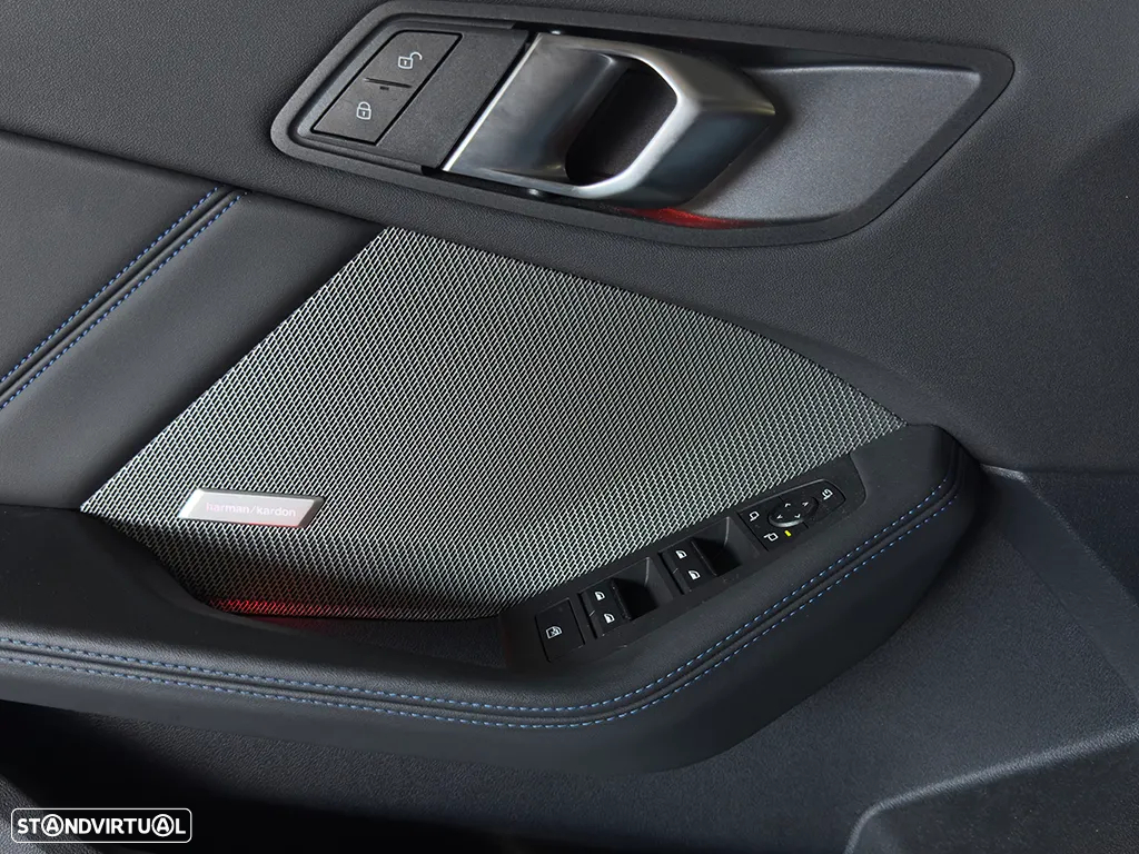 BMW 120 d Pack Desportivo M - 16