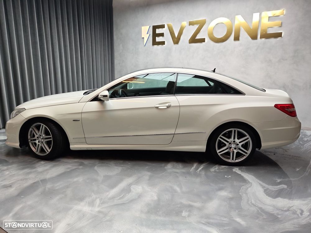 Mercedes-Benz E 250 CGi Classic BlueEfficiency - 5