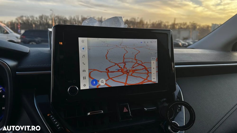 Toyota Corolla 1.8 HSD Exclusive interior Negru - 9