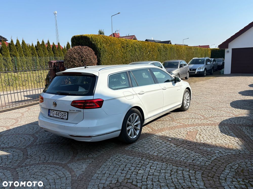 Volkswagen Passat 2.0 TDI BMT Comfortline DSG - 10