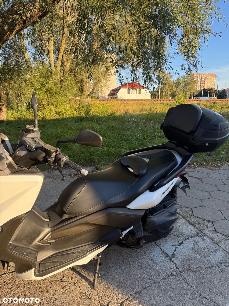Yamaha X-max - 3