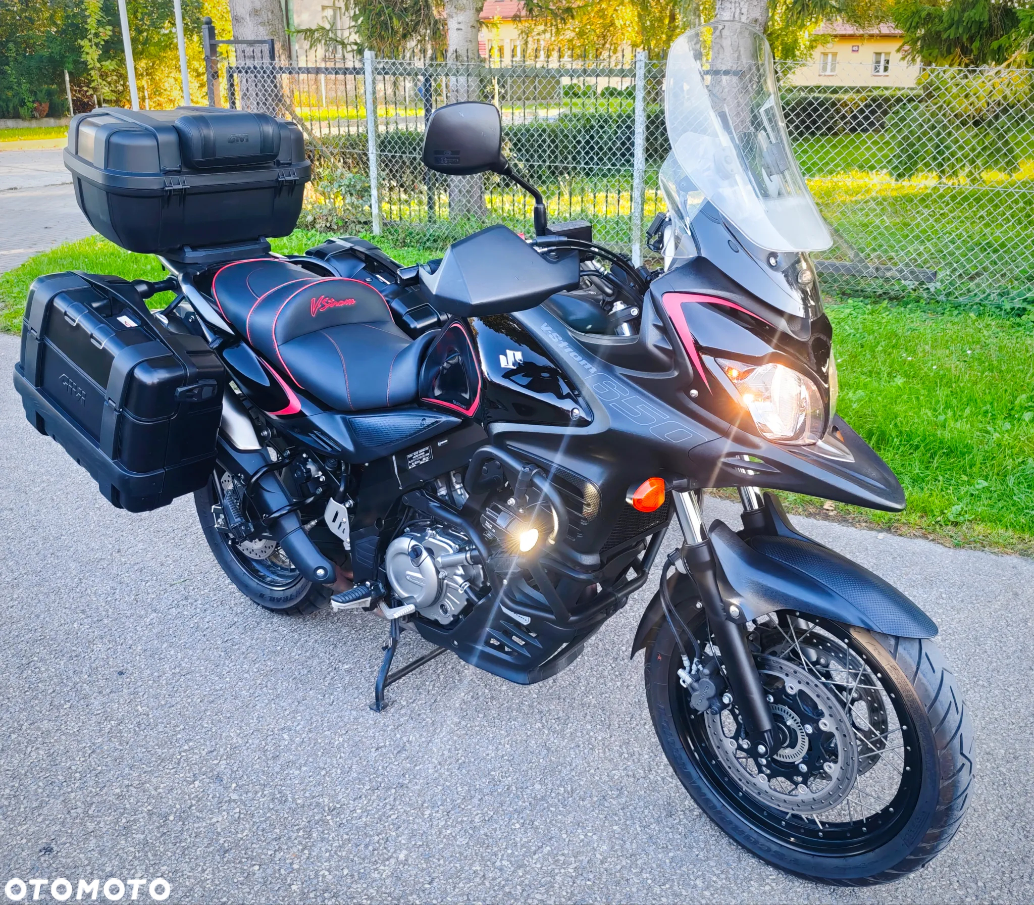 Suzuki V-STROM - 8