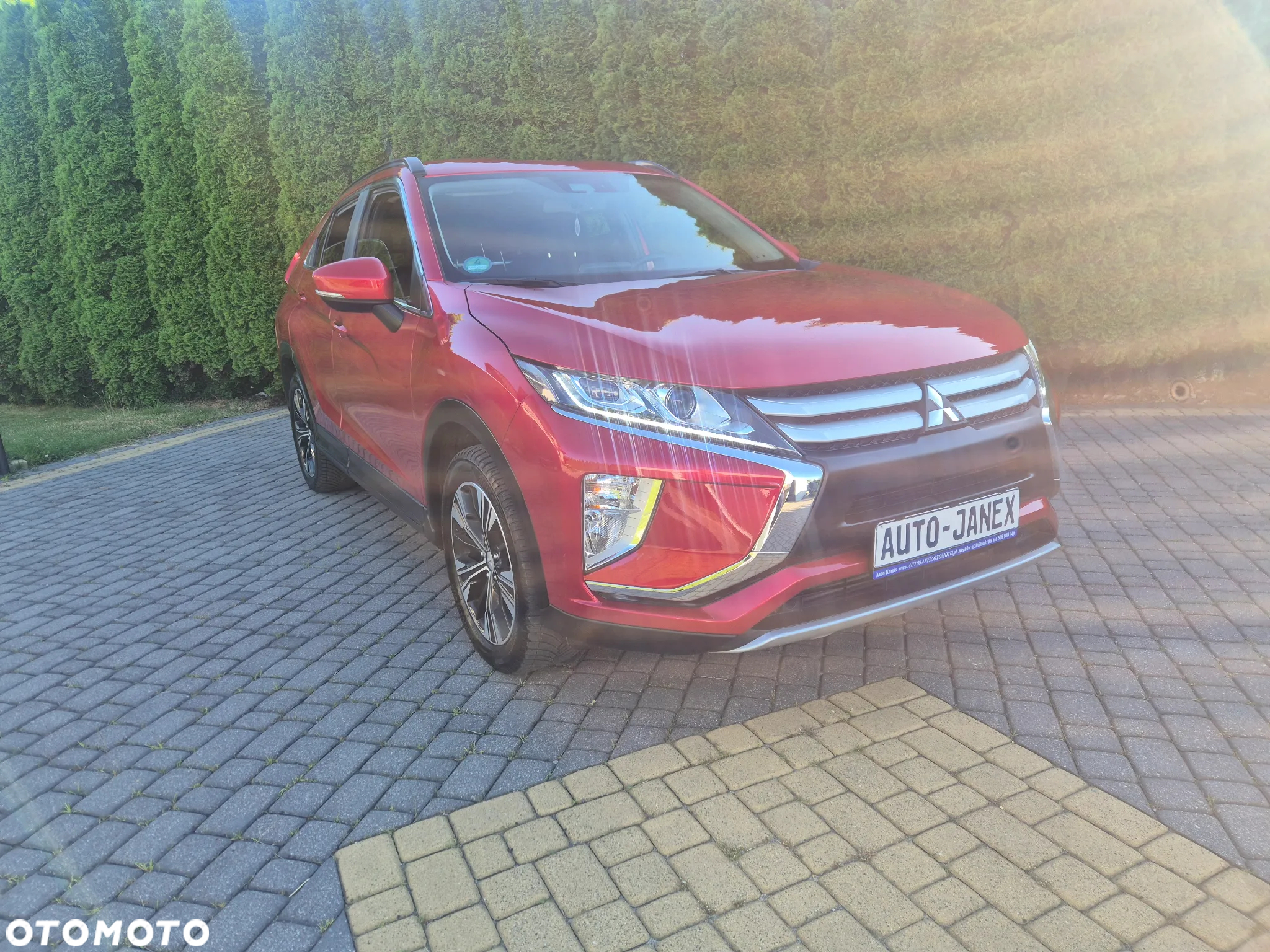 Mitsubishi Eclipse Cross 1.5 T-MIVEC ClearTec CVT 2WD Diamant Edition Plus - 4