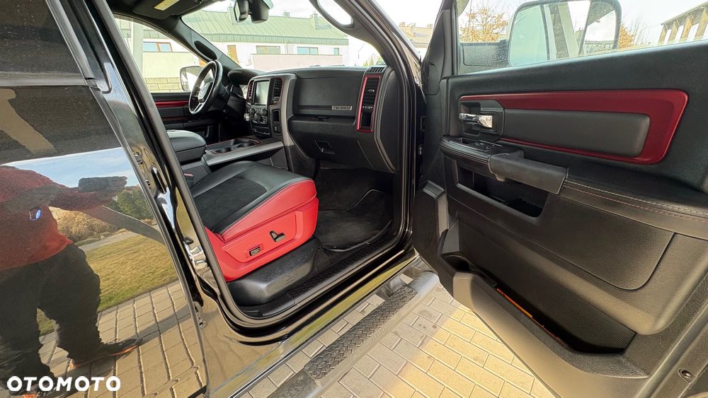 Dodge RAM 5.7 4x4 - 8