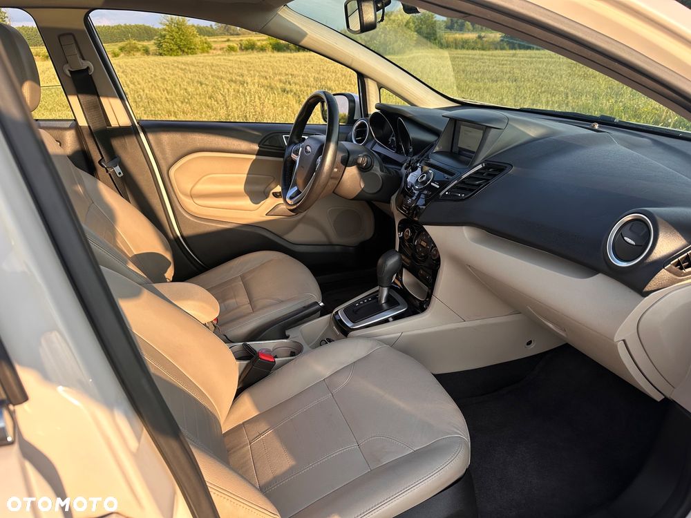 Ford Fiesta - 16