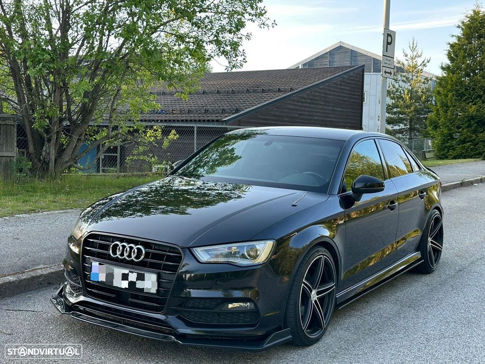 Audi A3 Sportback - 1
