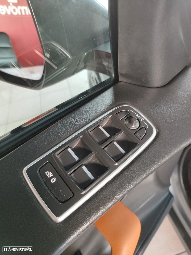 Jaguar F-Pace 20d Aut. R-Sport - 25