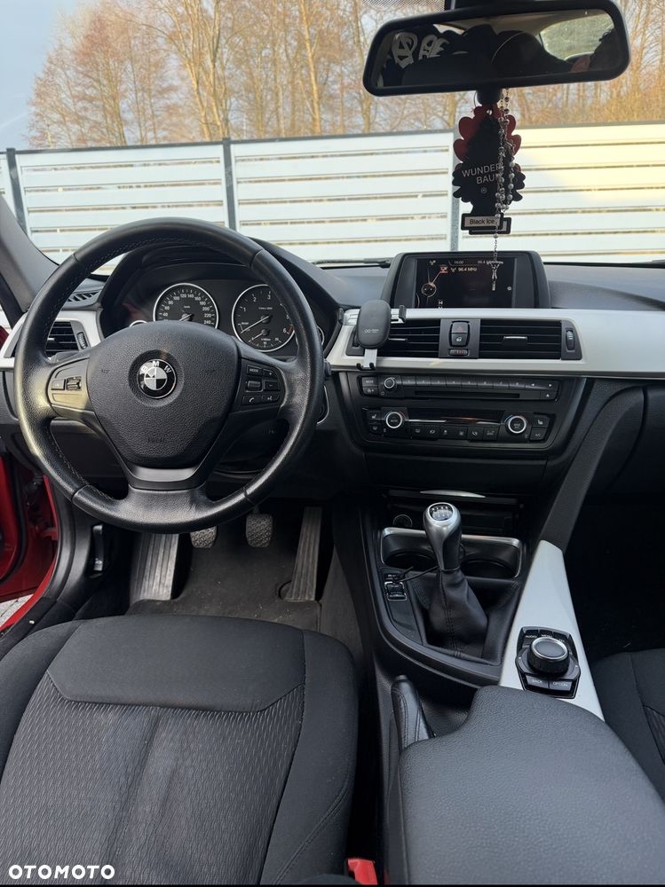 BMW Seria 3 320d Eff.Dynamics - 15