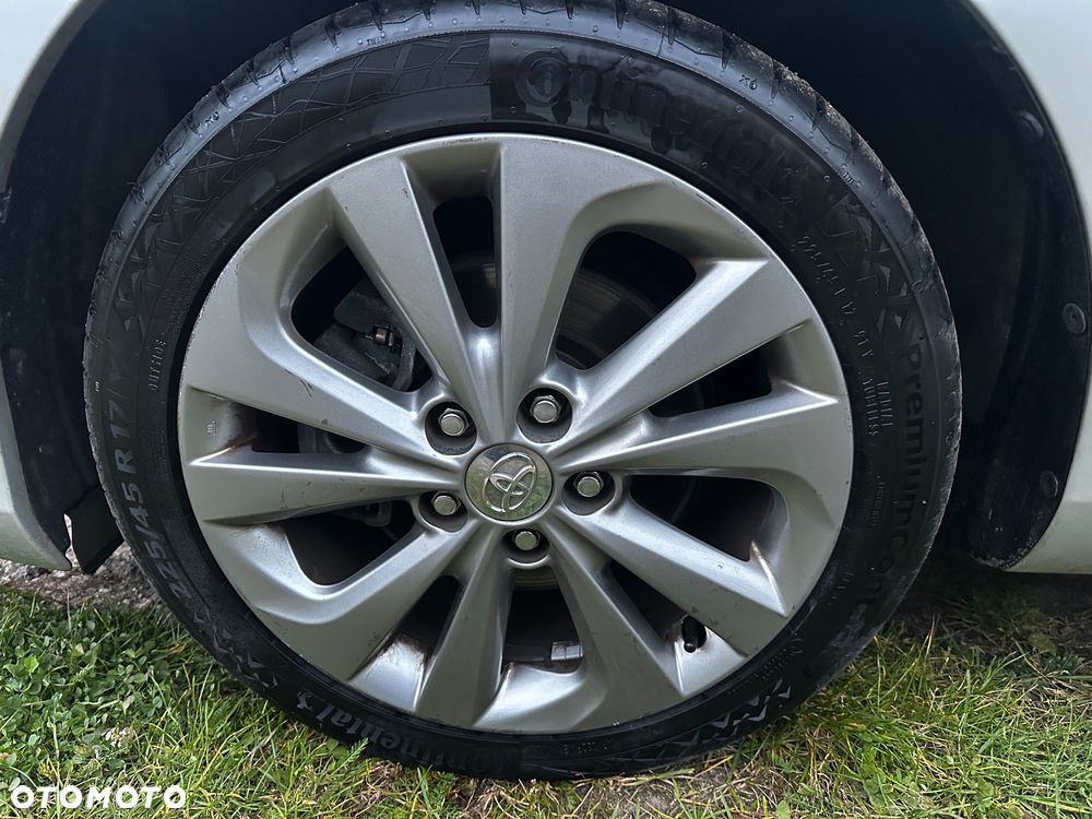 Toyota Auris 1.8 HSD Luna - 13