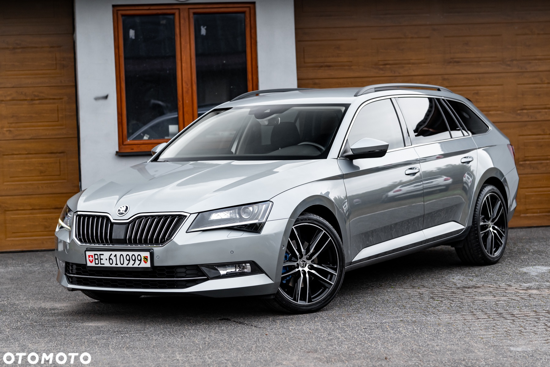Skoda Superb Combi 2.0 TDI 4x4 DSG Ambition - 11