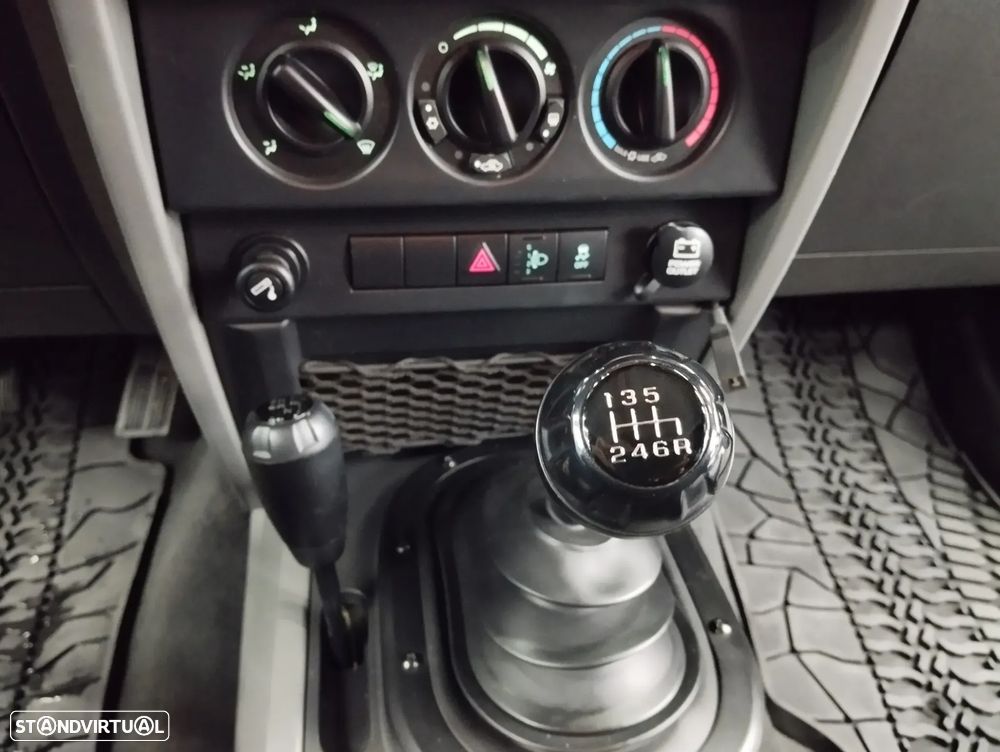 Jeep Wrangler 2.8 CRD MTX Sport - 27