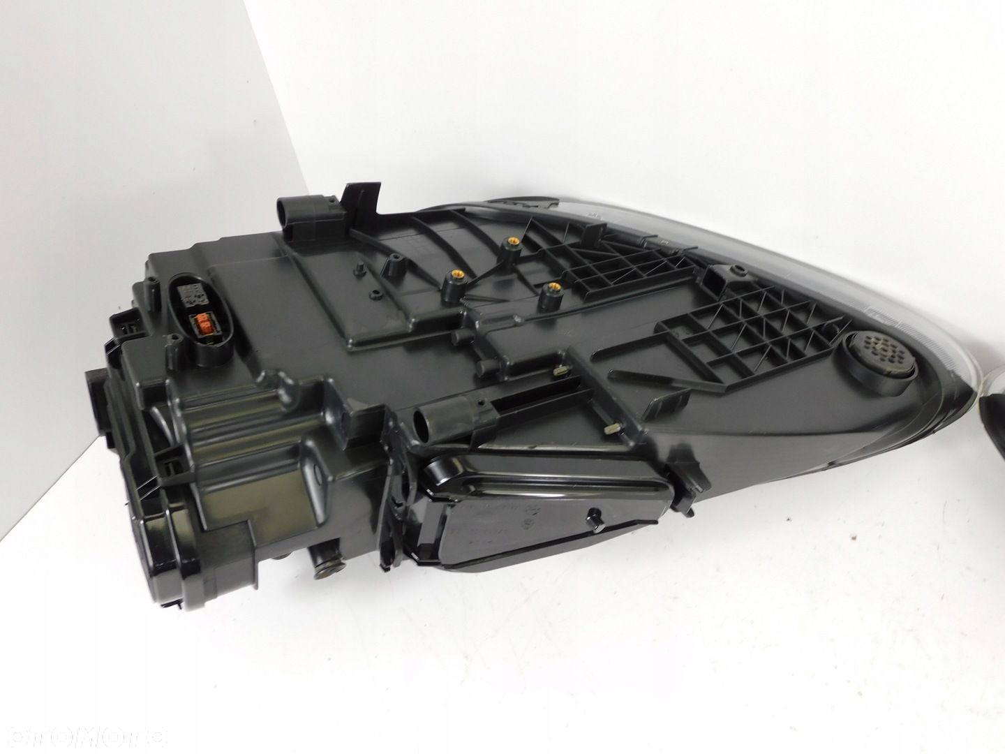 PORSCHE CAYENNE 7P5 PRZED LIFT LAMPA PRAWA LEWA EU - 11