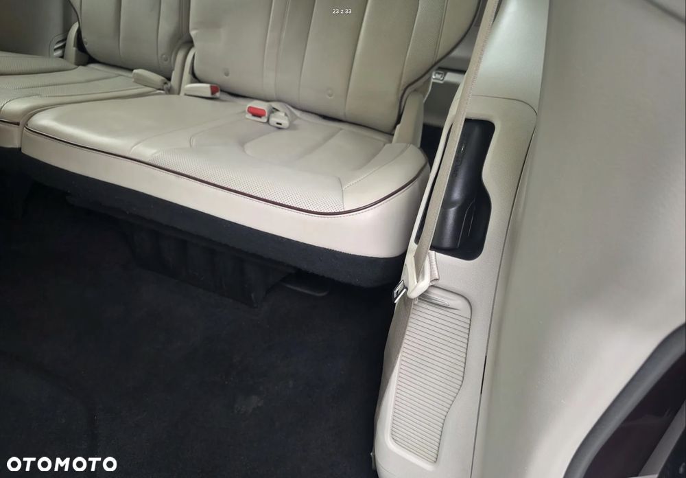 Chrysler Pacifica - 21