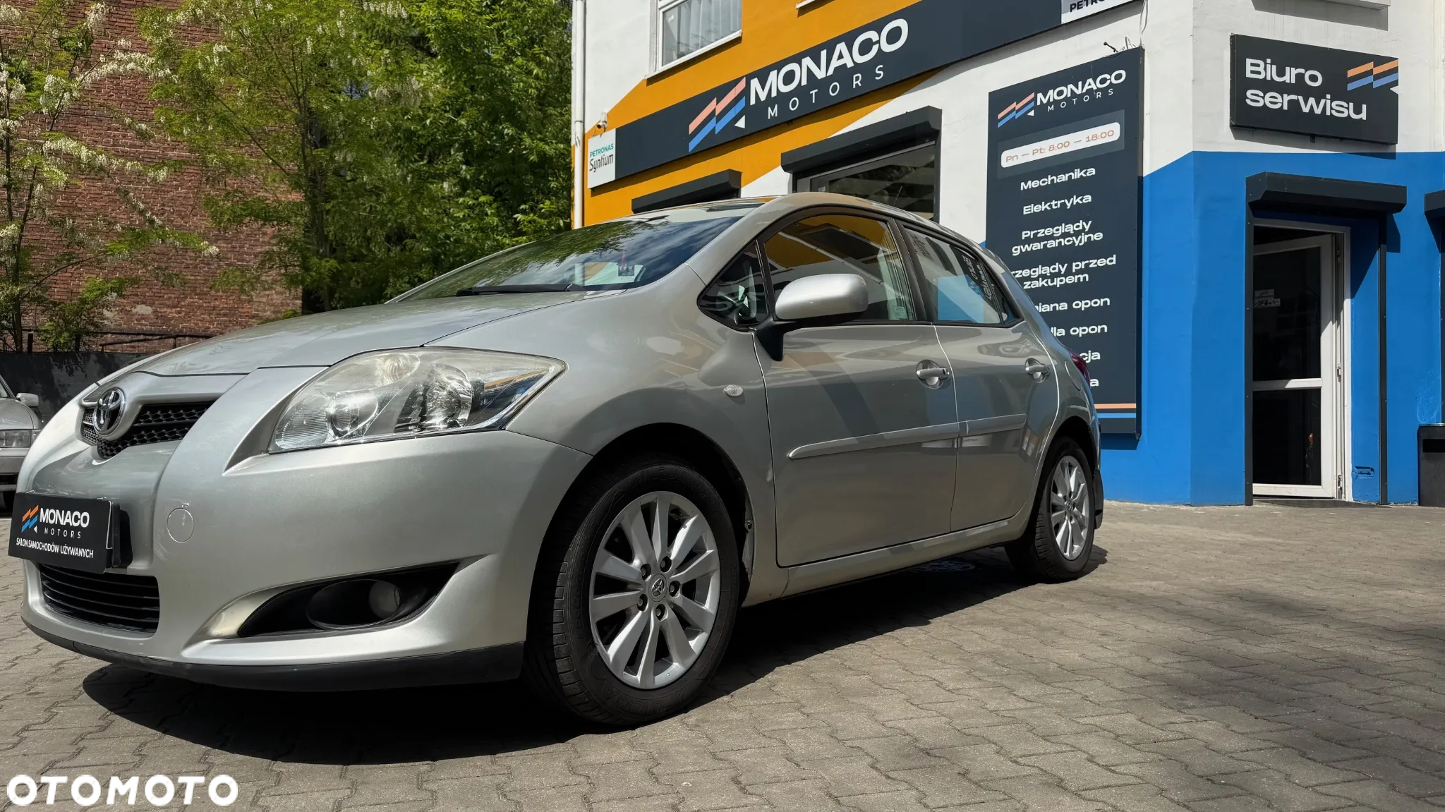 Toyota Auris 1.6 VVT-i Prestige - 2